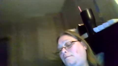 Snapshot of creamymadona chatting on February 12, 3:18 am Heather online show from February 12, 3:18 am