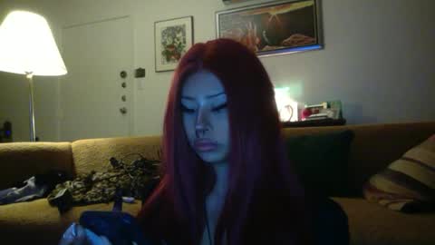 bunni xoxo online show from June 18, 5:20 am