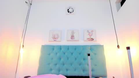 cris_dulce online show from October 12, 6:10 pm