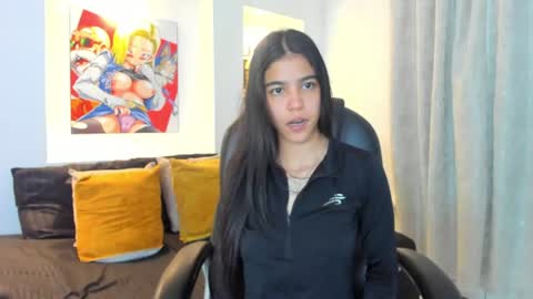 Cris online show from July 28, 7:39 pm