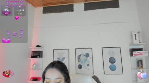 Snapshot of cristal__hot_1 chatting on February 4, 4:05 am Cristal online show from February 4, 4:05 am