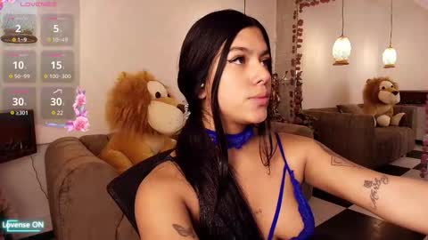Snapshot of cristal_dim chatting on October 14, 10:23 pm CRISTAL online show from October 14, 10:23 pm