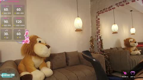Snapshot of cristal_dim chatting on October 4, 7:18 pm CRISTAL online show from October 4, 7:18 pm