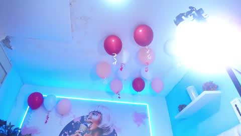 Milena online show from February 15, 7:51 am