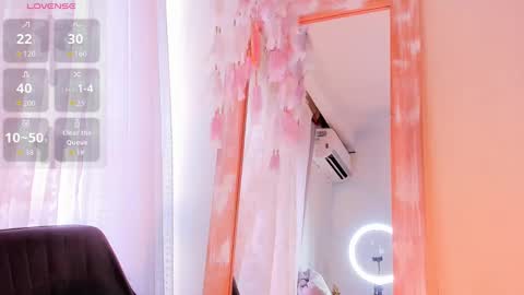 Cristal Cute  online show from September 10, 1:44 pm