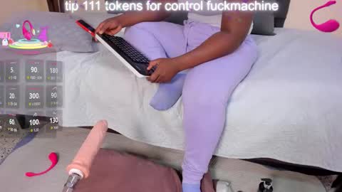 cristale69 online show from November 4, 12:59 am