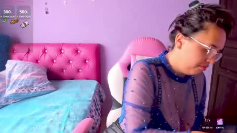 Snapshot of cristaln07 chatting on March 11, 11:55 am Natis online show from March 11, 11:55 am