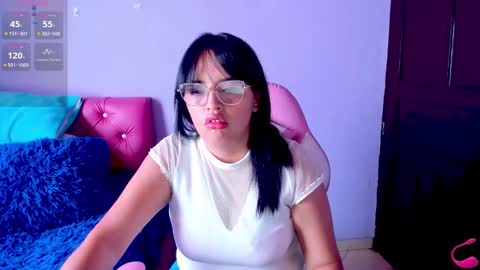 Snapshot of cristaln07 chatting on September 25, 3:33 pm Natis online show from September 25, 3:33 pm