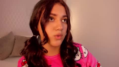 C R I S T I N online show from March 30, 9:03 pm