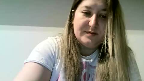 cristina20021991 online show from October 24, 2:35 pm