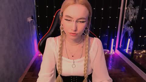 crybambi online show from March 15, 9:44 am