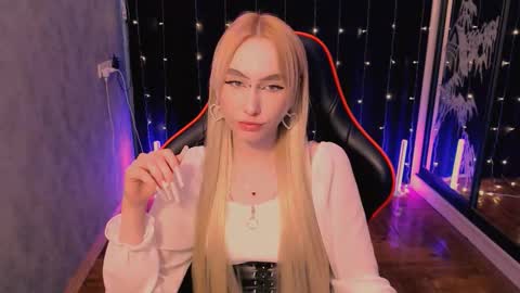 crybambi online show from March 12, 9:34 am