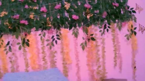 crysrus online show from January 17, 1:57 am