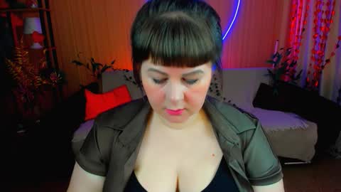 Anna online show from March 28, 5:07 am