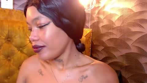 Crystal online show from October 3, 8:25 pm