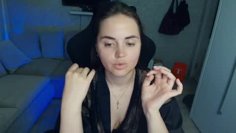 crystalemily online show from June 4, 7:18 pm