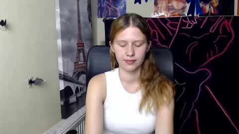 Stella online show from June 5, 6:14 pm