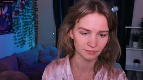Crystal online show from June 3, 2:33 pm