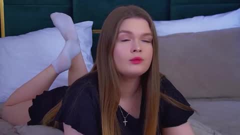 Crystal online show from March 10, 6:45 pm