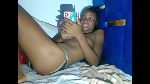 Snapshot of cupidxdoll chatting on October 19, 6:54 pm cupidxdoll online show from October 19, 6:54 pm