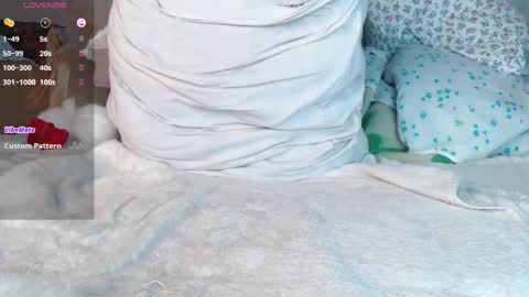 Jessy online show from December 3, 5:04 pm