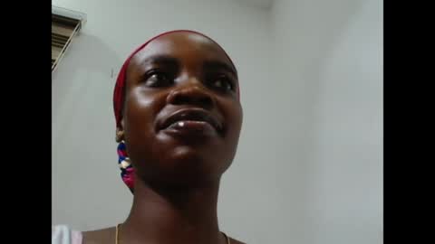 cupxcakex online show from April 18, 9:58 pm