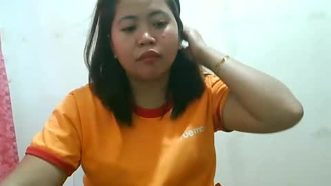 curious_girl247 online show from January 7, 5:43 am