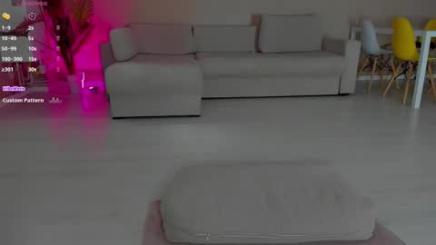 Antonia online show from October 3, 8:08 am