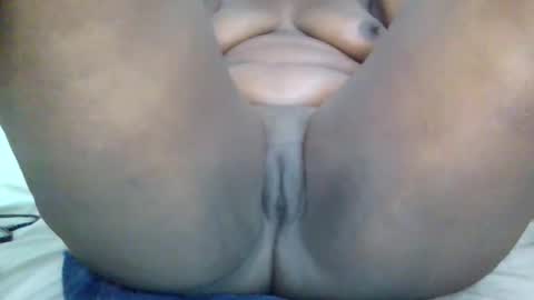 curvy_ebony8 online show from June 10, 7:01 pm