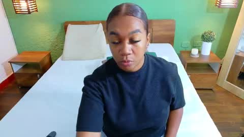 Danna online show from February 17, 1:55 pm