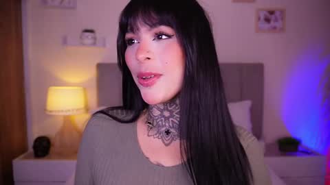 Snapshot of curvyliciouss chatting on February 22, 3:42 pm Samantha online show from February 22, 3:42 pm
