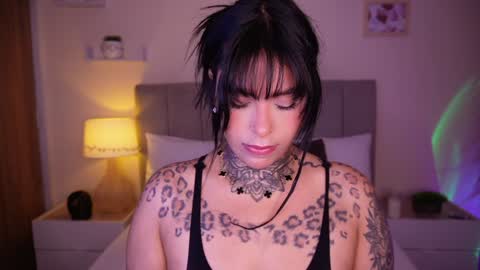 Snapshot of curvyliciouss chatting on February 5, 3:31 pm Samantha online show from February 5, 3:31 pm
