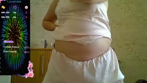 Curvy online show from July 3, 11:16 am