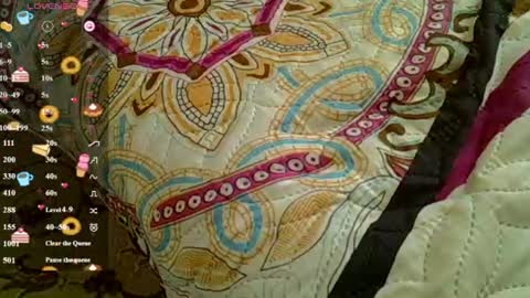 Curvy online show from June 20, 11:14 am