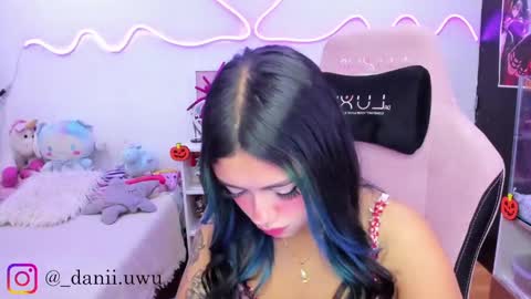 Snapshot of cute_dani__ chatting on October 11, 9:58 am Dani online show from October 11, 9:58 am