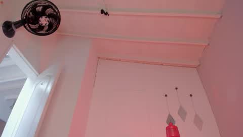 Stacy online show from November 15, 7:04 pm