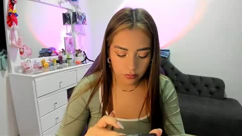 Katherine Independent model online show from July 19, 2:14 am