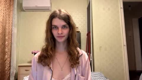 cute_kitte online show from October 17, 7:17 pm