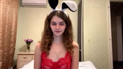 cute_kitte online show from October 9, 6:12 pm