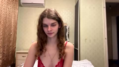 cute_kitte online show from December 3, 7:27 pm