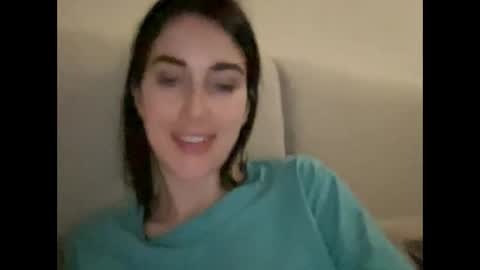 cute_kriss94 online show from May 21, 6:50 pm