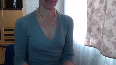 Snapshot of cute_lion_ chatting on February 5, 8:32 am cute_lion_ online show from February 5, 8:32 am