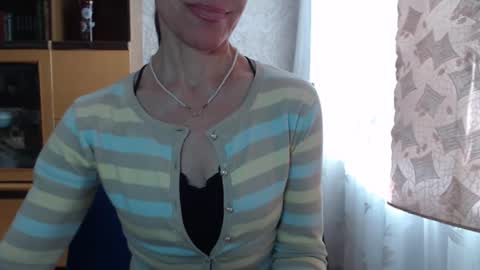 Snapshot of cute_lion_ chatting on February 8, 8:31 am cute_lion_ online show from February 8, 8:31 am