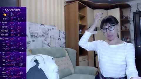 Snapshot of cute_lion_ chatting on January 7, 11:26 am cute_lion_ online show from January 7, 11:26 am
