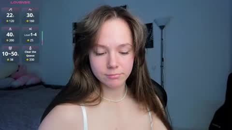 Snapshot of cute_little_ass chatting on October 15, 11:57 am Emily online show from October 15, 11:57 am