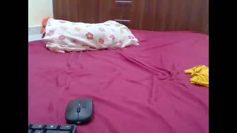 cute_lizah online show from October 13, 7:55 am
