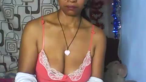 murielle online show from February 2, 6:07 pm