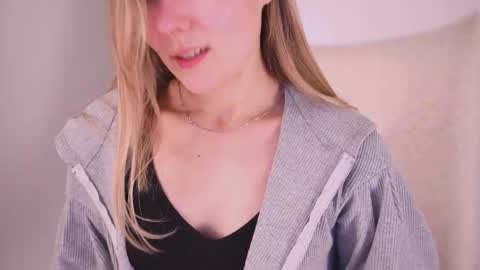 AN online show from December 17, 9:08 pm