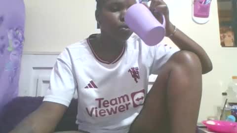 cutebrown086 online show from January 14, 7:06 am