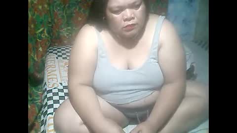 Snapshot of cutechubbyasian chatting on October 16, 12:19 pm cutechubbyasian online show from October 16, 12:19 pm